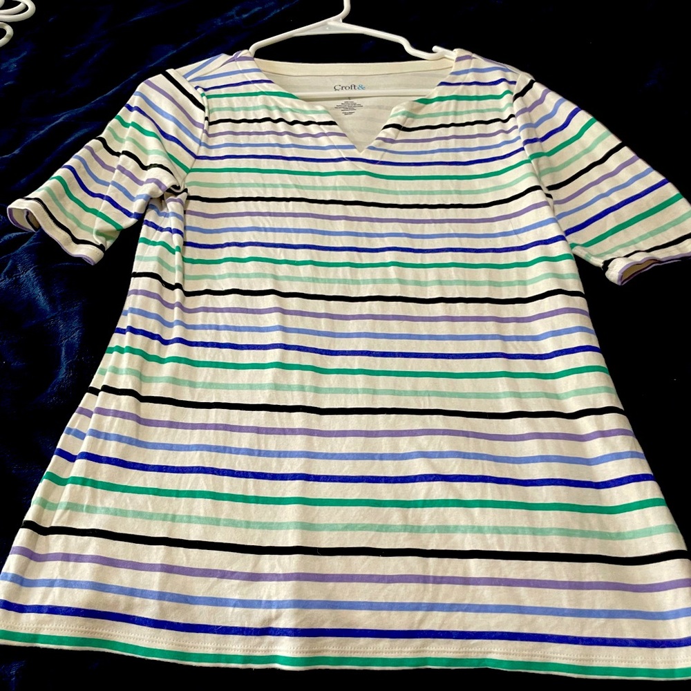Womens Croft and barrow tee